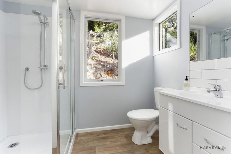 Photo of property in 110 Piha Road, Piha, New Lynn, 0772