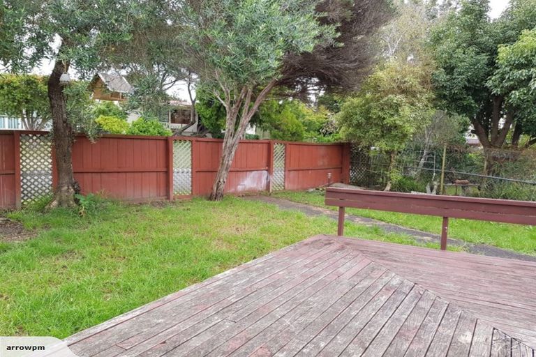 Photo of property in 18 Normandy Place, Henderson, Auckland, 0610