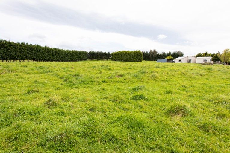 Photo of property in 47 Cowper Side Road, Dannevirke, 4976