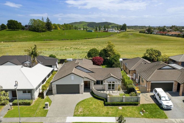 Photo of property in 130 Palm Beach Boulevard, Papamoa Beach, Papamoa, 3118