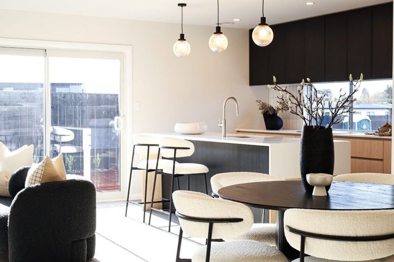 Photo of property in 3 Mangatainoka Lane, Awapuni, Palmerston North, 4412