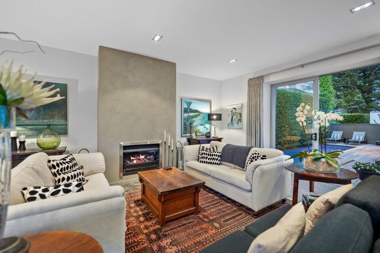 Photo of property in 47 Princes Street, Northcote Point, Auckland, 0627