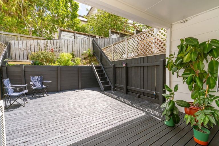 Photo of property in 5f Duke Street, Mount Victoria, Wellington, 6011