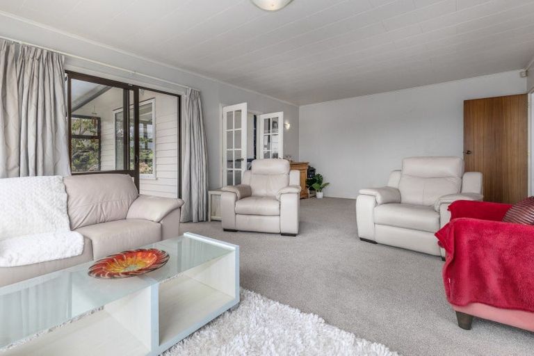 Photo of property in 19 Forth Place, Papakowhai, Porirua, 5024