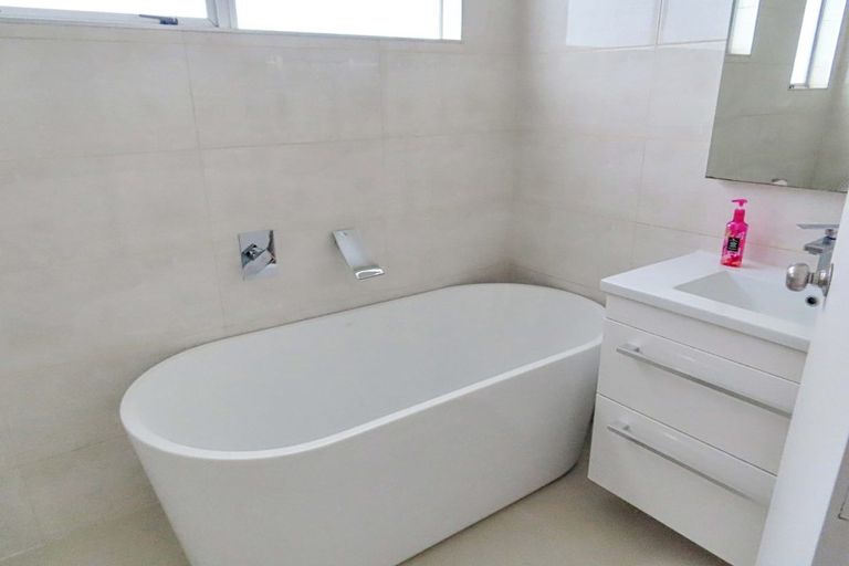 Photo of property in 42 Outram Grove, Kelson, Lower Hutt, 5010