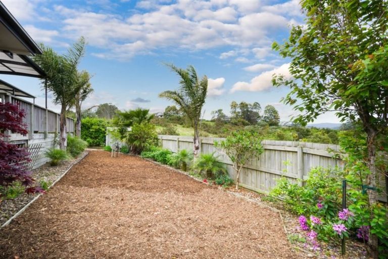Photo of property in 22 Jezero Drive, Massey, Auckland, 0614