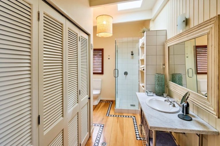 Photo of property in 612 Marine Drive, Days Bay, Lower Hutt, 5013