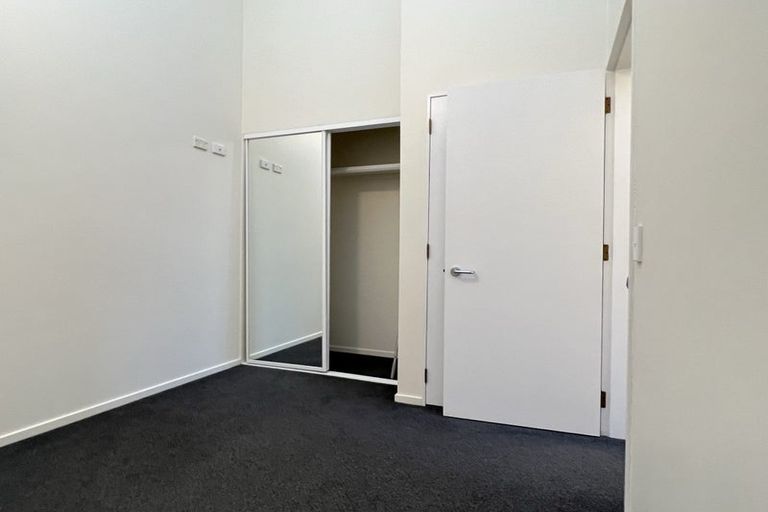 Photo of property in 31-41 Pirie Street, Mount Victoria, Wellington, 6011