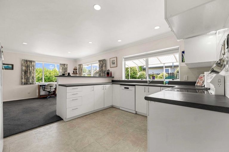 Photo of property in 92a Beach Road, Pahurehure, Papakura, 2113