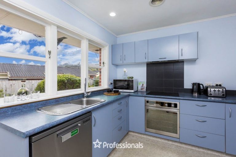 Photo of property in 7 Kapuranga Grove, Stokes Valley, Lower Hutt, 5019