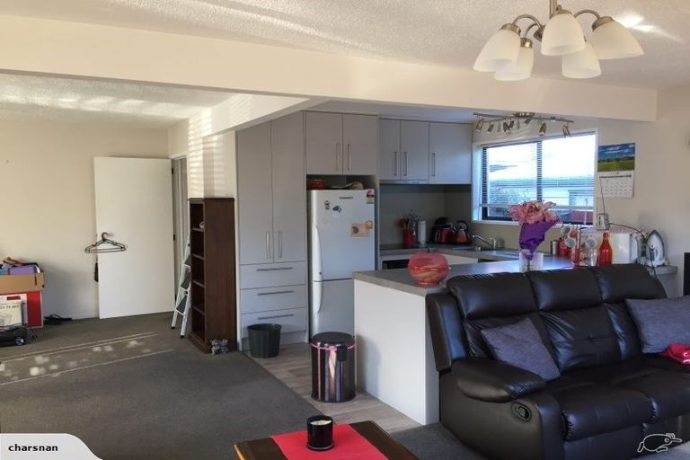 Photo of property in 2/21 Ensign Street, Halswell, Christchurch, 8025