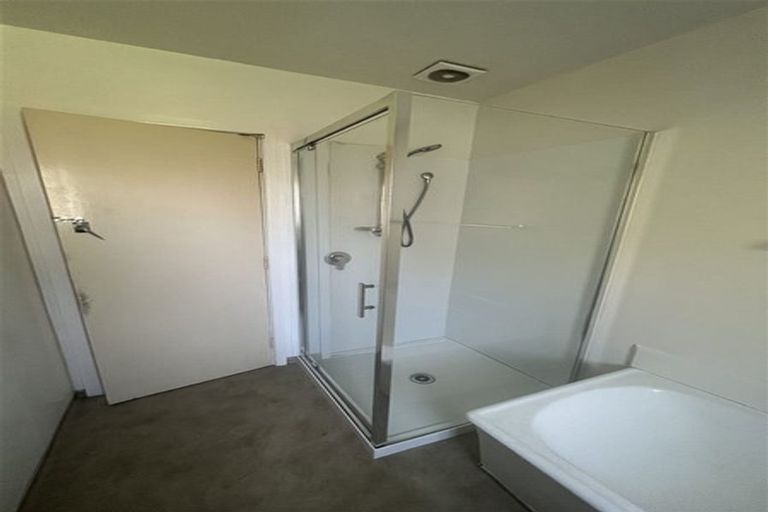 Photo of property in 100a Maidstone Road, Ilam, Christchurch, 8041