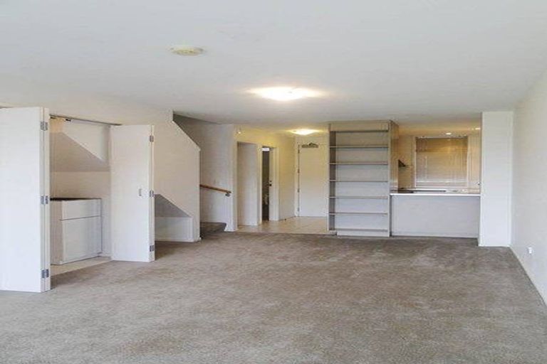 Photo of property in 4/1 Opito Way, East Tamaki, Auckland, 2013