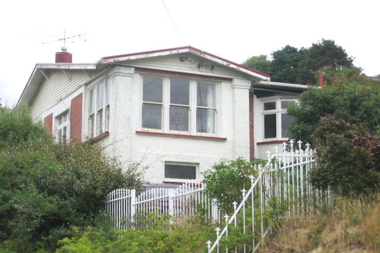 Photo of property in 32 Aplin Terrace, Ngaio, Wellington, 6035