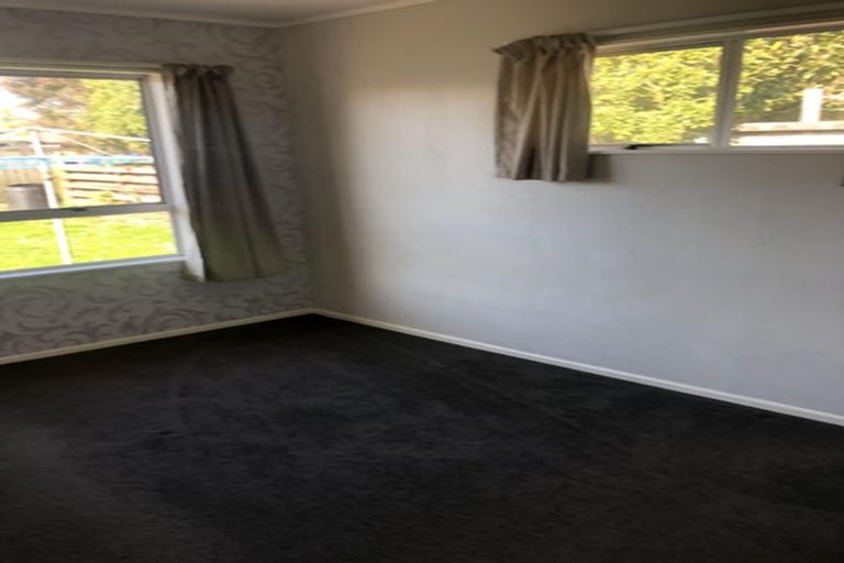 Photo of property in 121 Apollo Parade, Milson, Palmerston North, 4414