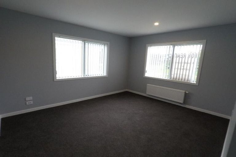 Photo of property in 12 Glide Lane, Whitby, Porirua, 5024