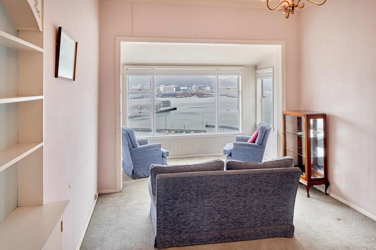 Photo of property in 20 Mcfarlane Street, Mount Victoria, Wellington, 6011