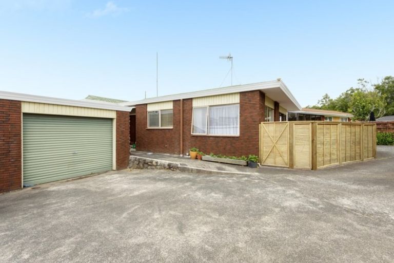 Photo of property in 40a Kings Avenue, Matua, Tauranga, 3110