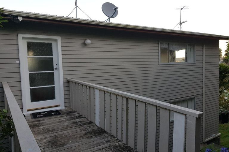 Photo of property in 9 Kau Kau Way, Ngaio, Wellington, 6035