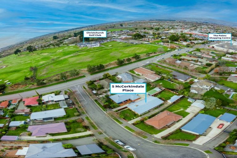 Photo of property in 5 Mccorkindale Place, Shirley, Christchurch, 8061