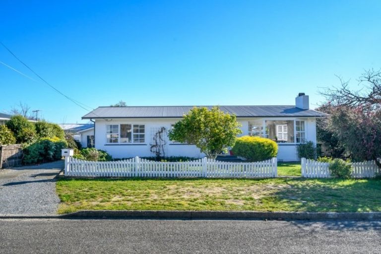 Photo of property in 2 Suter Street, Stoke, Nelson, 7011