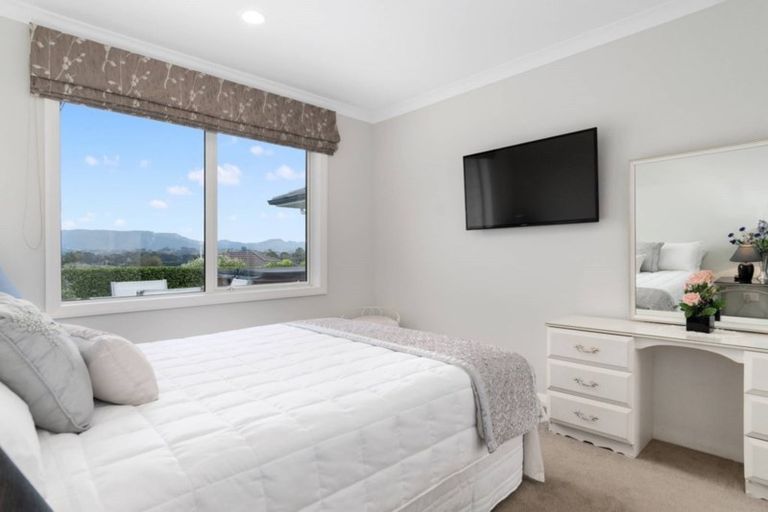 Photo of property in 2 Lynley Park Drive, Omokoroa, 3114