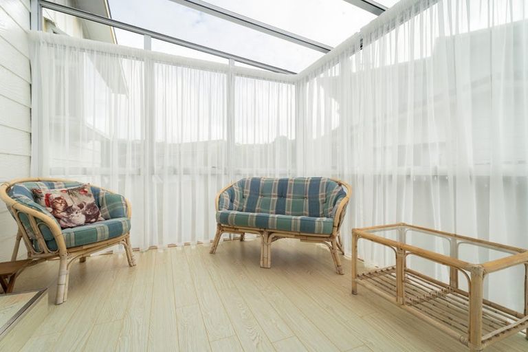 Photo of property in 3 Tralee Place, Johnsonville, Wellington, 6037