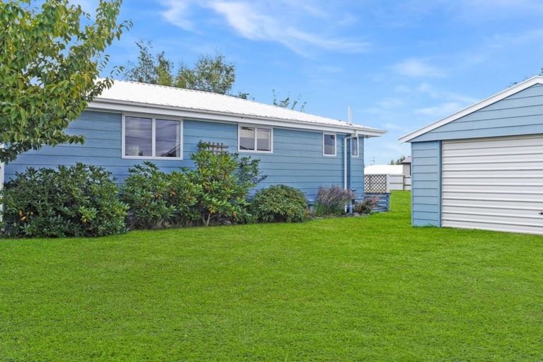 Photo of property in 22 Totara Drive, Twizel, 7901