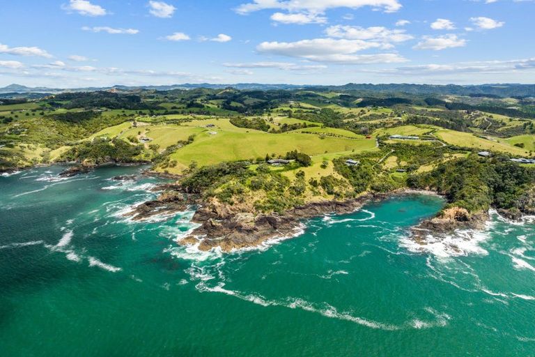 Photo of property in 79 Langman Lane, Matapouri, Whangarei, 0173