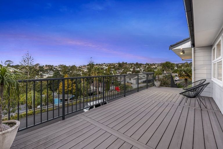 Photo of property in 56 Kia Ora Road, Beach Haven, Auckland, 0626