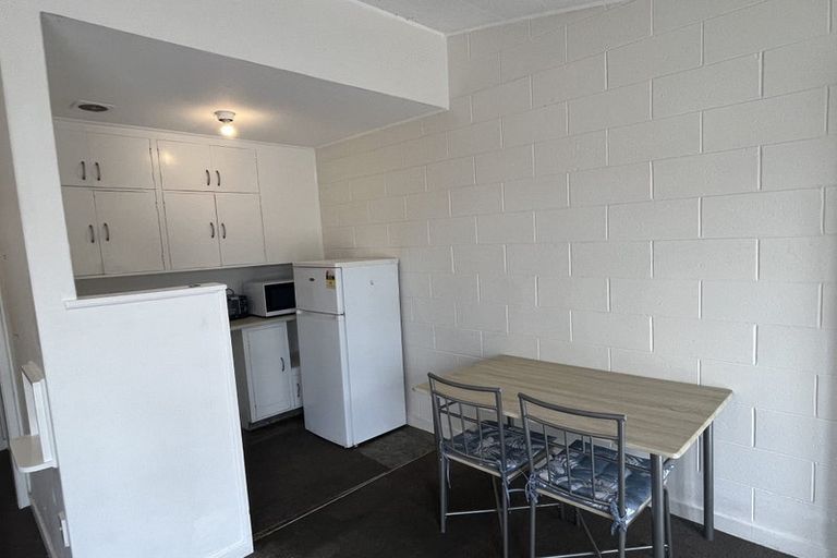 Photo of property in 258 Broadway Avenue, Palmerston North, 4414