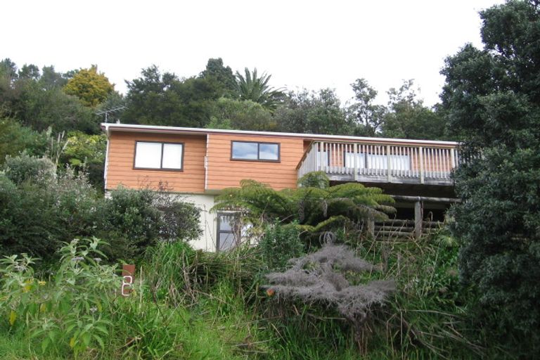 Photo of property in 8 Christine Terrace, Hahei, Whitianga, 3591