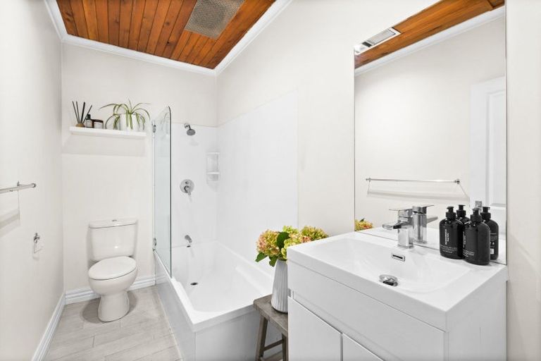 Photo of property in 49 Mcdonald Street, Napier South, Napier, 4110