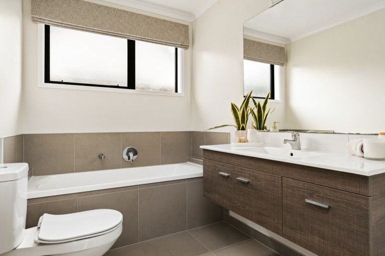 Photo of property in 11 Lanyard Street, Pyes Pa, Tauranga, 3112