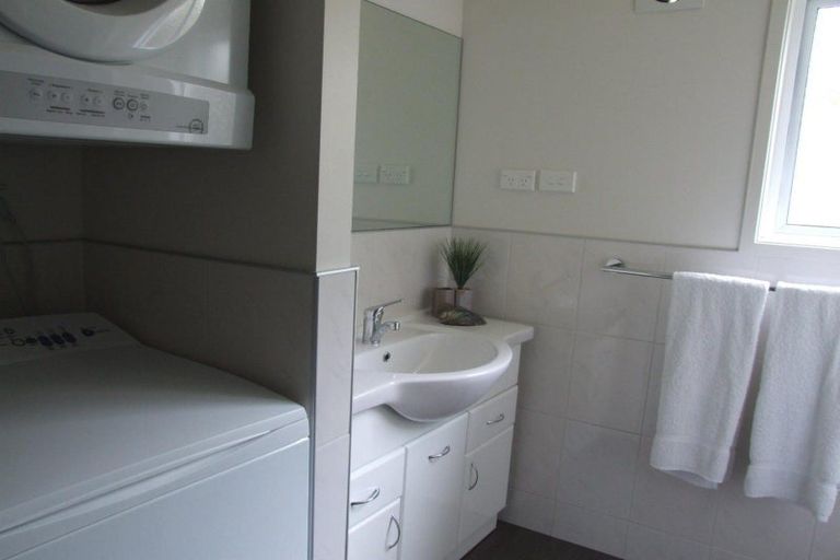 Photo of property in 1/2 Ormiston Road, Onerahi, Whangarei, 0110