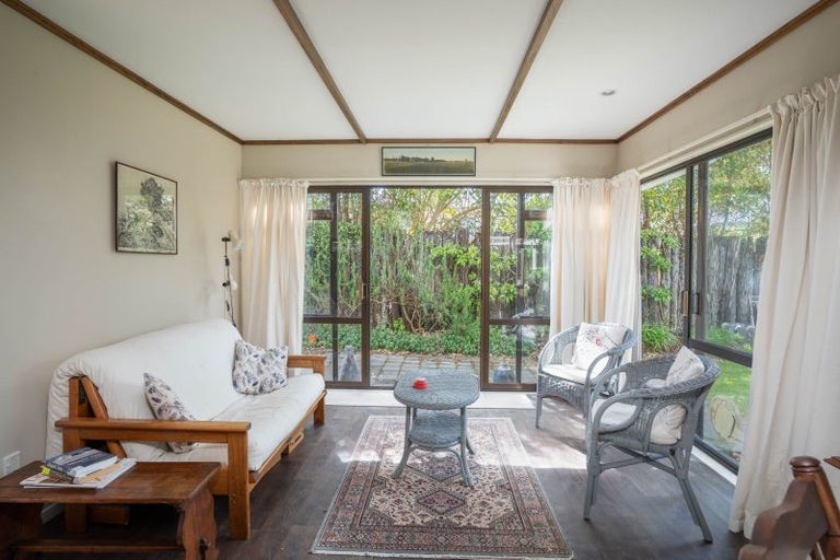 Photo of property in 1/5 Dorothy Drive, Acacia Bay, Taupo, 3330