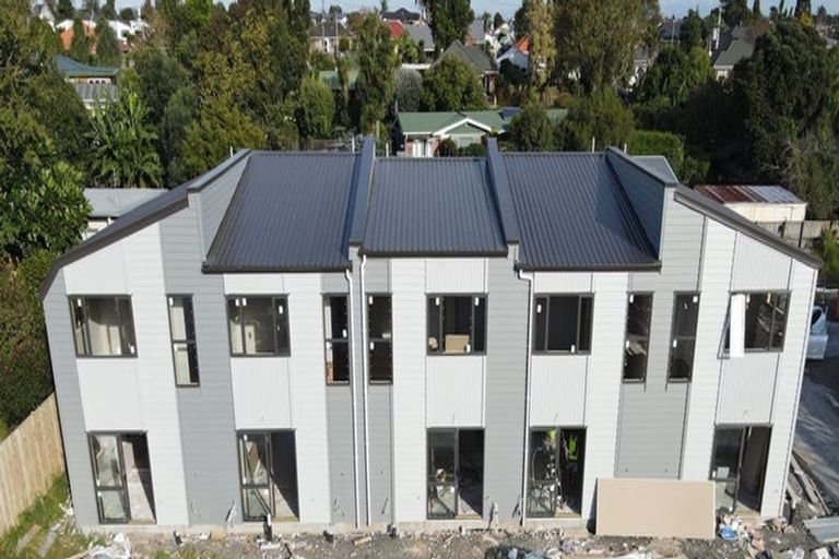 Photo of property in 21 Miles Avenue, Papatoetoe, Auckland, 2025