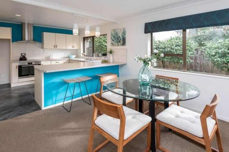 Photo of property in 1/30 Galloway Crescent, Farm Cove, Auckland, 2012