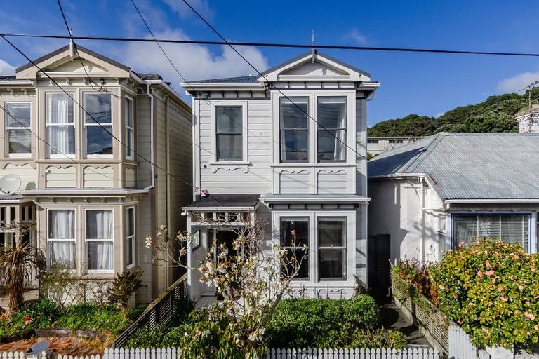 Photo of property in 12 Roy Street, Newtown, Wellington, 6021