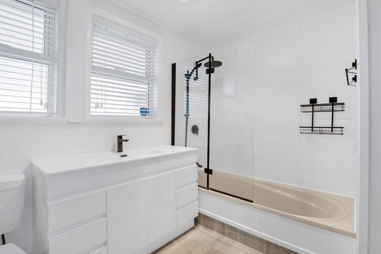 Photo of property in 16 Apanui Avenue, Whakatane, 3120