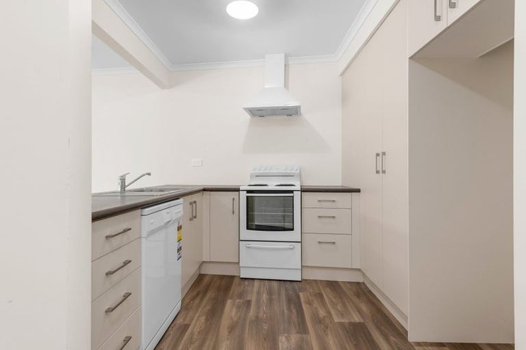 Photo of property in 2/13 Korimako Street, Frankton, Hamilton, 3204