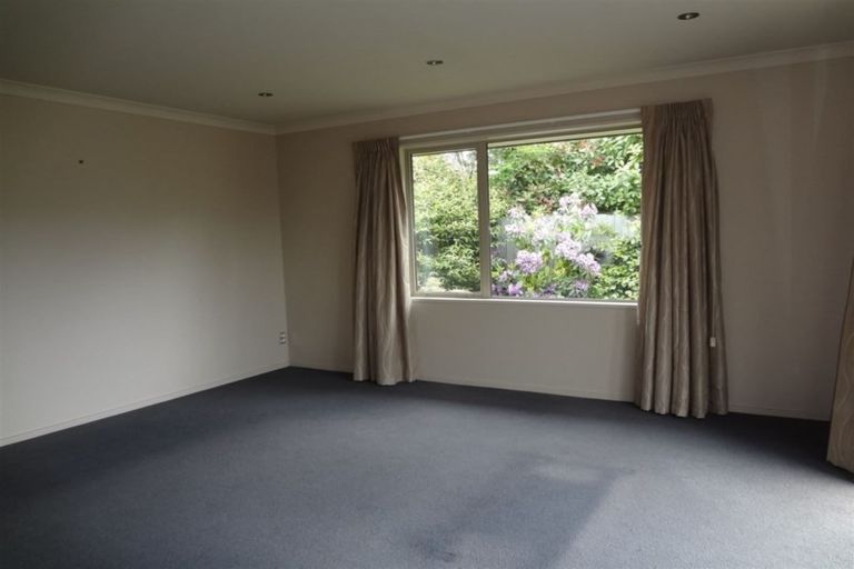 Photo of property in 6 Len Hale Place, Parklands, Christchurch, 8083