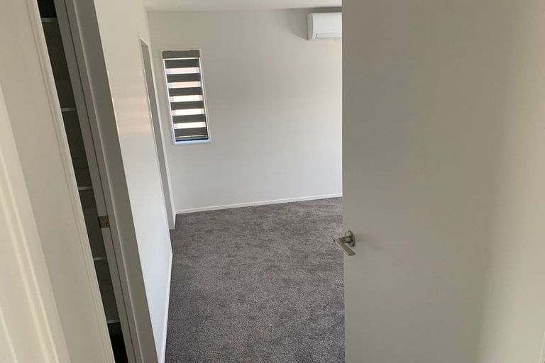 Photo of property in 9c Jillteresa Crescent, Half Moon Bay, Auckland, 2012