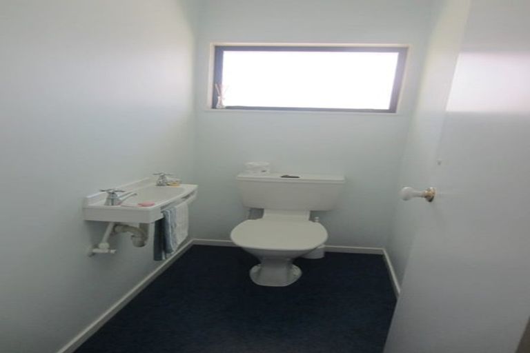 Photo of property in 99 Woodman Drive, Tawa, Wellington, 5028