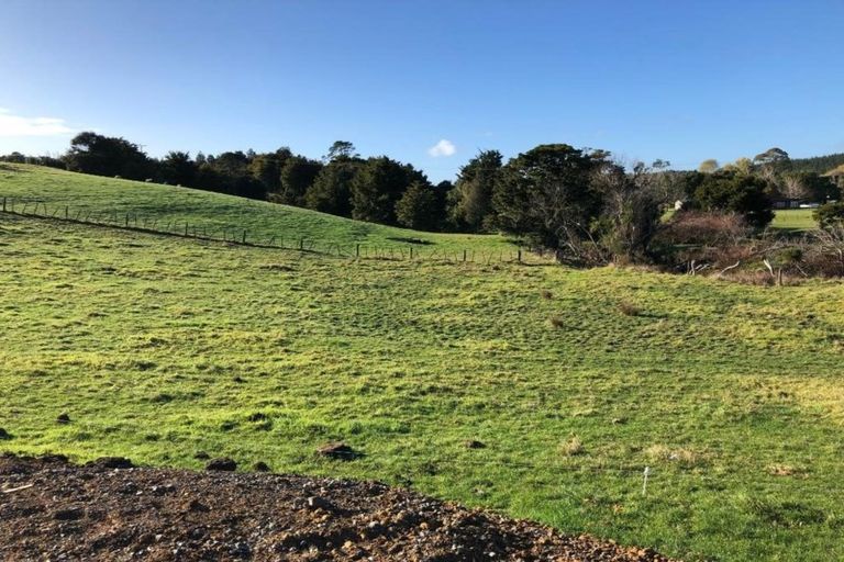 Photo of property in 768 Ngunguru Road, Kiripaka, Whangarei, 0173