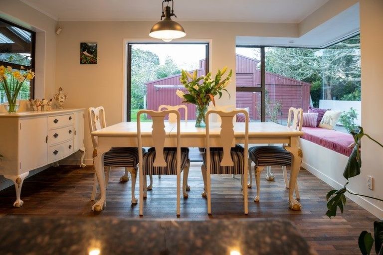 Photo of property in 257 Mazengarb Road, Paraparaumu, 5032