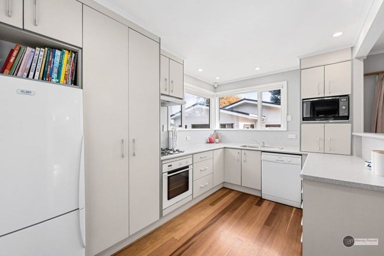 Photo of property in 18 Parnell Street, Fairfield, Lower Hutt, 5011