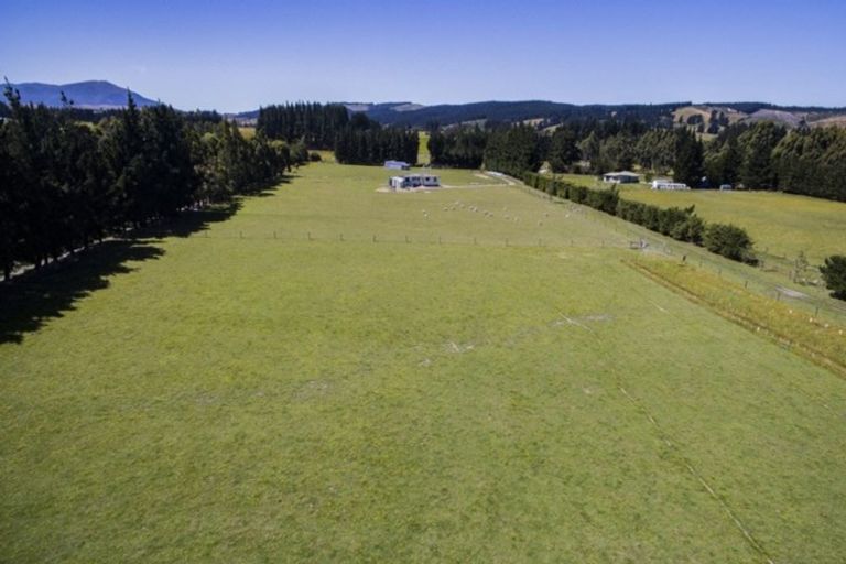 Photo of property in 75 Loburn Terrace Road, Loburn, Rangiora, 7472