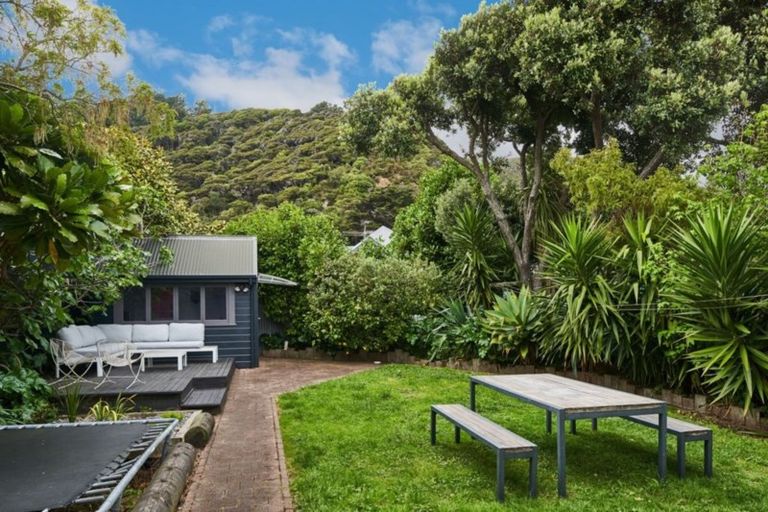 Photo of property in 59 Marine Parade, Eastbourne, Lower Hutt, 5013