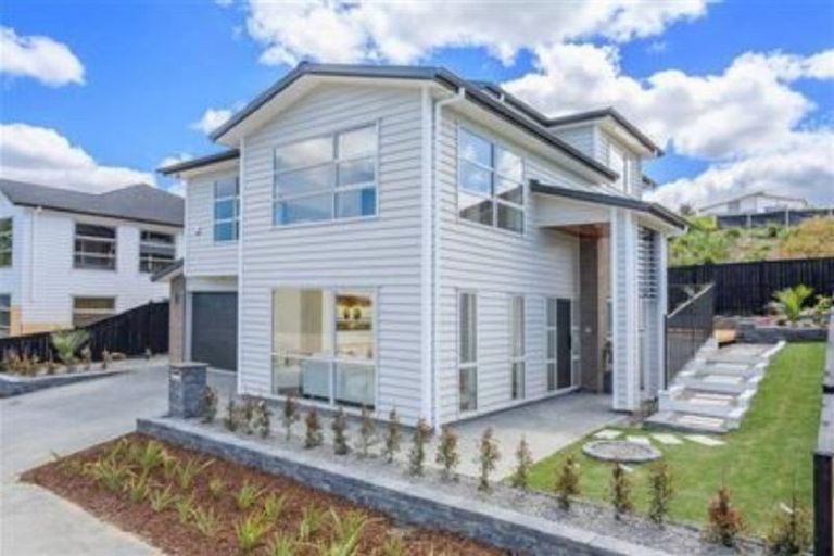 Photo of property in 5 Carex Way, Long Bay, Auckland, 0630